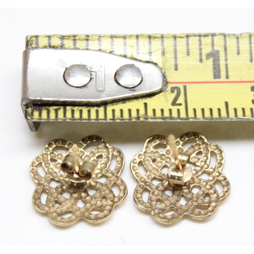 1167 - A pair of 9ct gold Celtic knot stud earrings, approx 1.26g gross