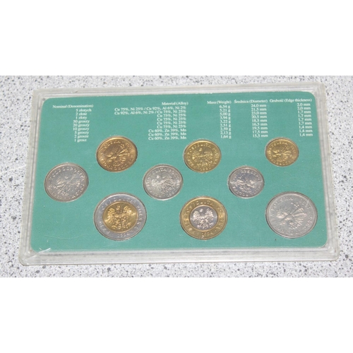 1218 - Qty of assorted coins etc, British and world coins, approx 2.4kg gross