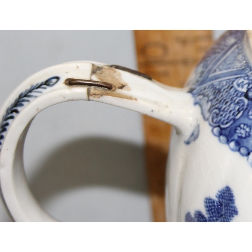 1703 - A large size Chinese blue & white porcelain teapot, approx 16cm tall, likely late 18th or early 19th... 