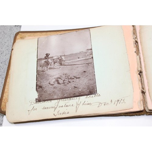 1426 - A WW1 period photograph album containing a large qty of interesting pictures of India with annotatio... 