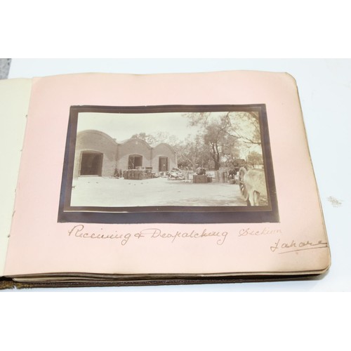 1426 - A WW1 period photograph album containing a large qty of interesting pictures of India with annotatio... 