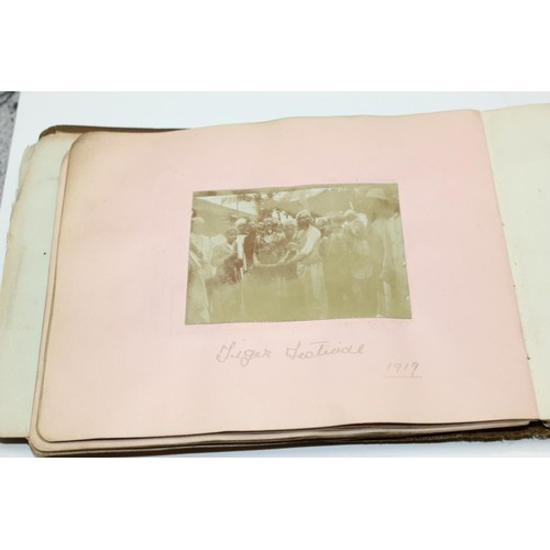 1426 - A WW1 period photograph album containing a large qty of interesting pictures of India with annotatio... 