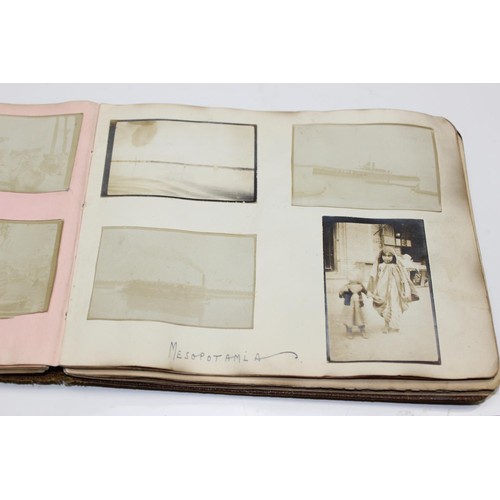 1426 - A WW1 period photograph album containing a large qty of interesting pictures of India with annotatio... 