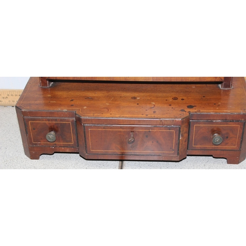 447 - Inlaid mahogany dressing table mirror of three drawers