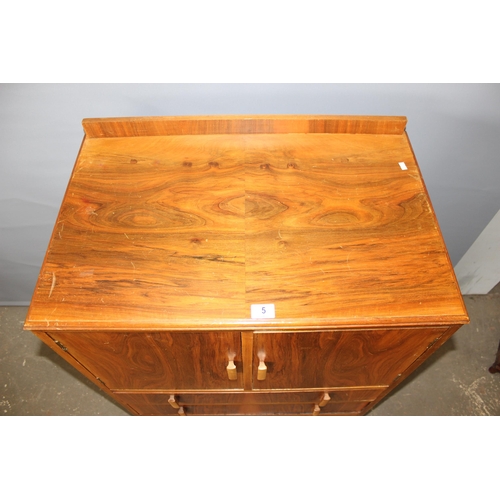 5 - An early 20th century 3 drawer chest with cabinet top, approx 76cm wide