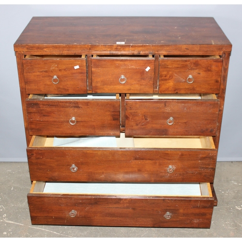 7 - A modern 3 over 2 over 2 heavy wooden chest of drawers by Willis & Gambier, approx 103cm wide