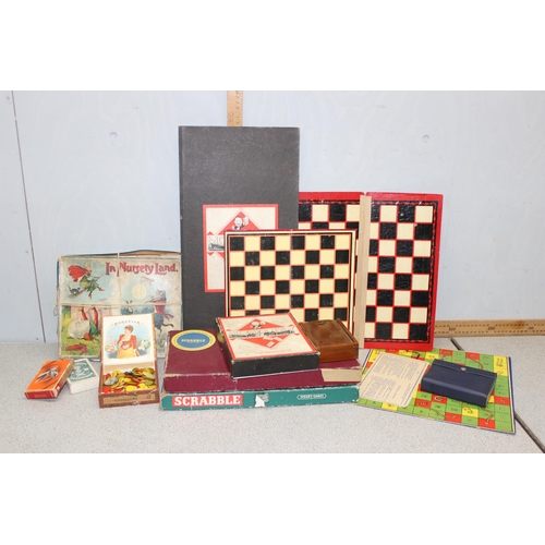 1501 - Collection of vintage games to include scrabble, snakes & ladders & Monopoly