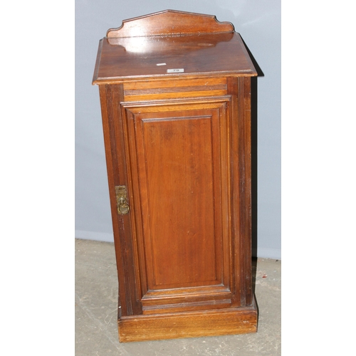 79 - A 19th century mahogany bedside cabinet, approx 40cm wide