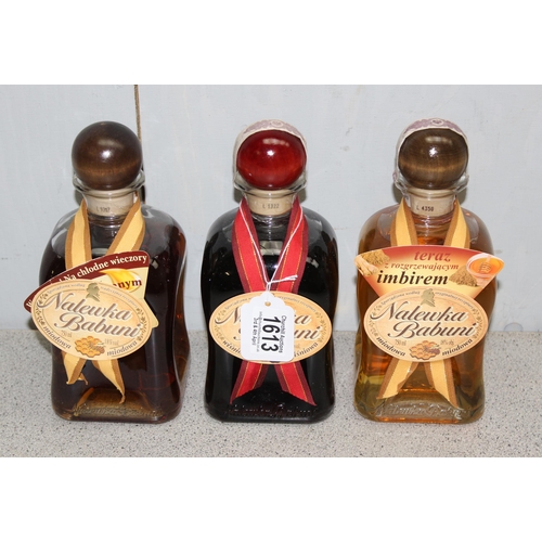 1613 - 3 bottles of Nalewka Babuni Polish liqueur, 750ml