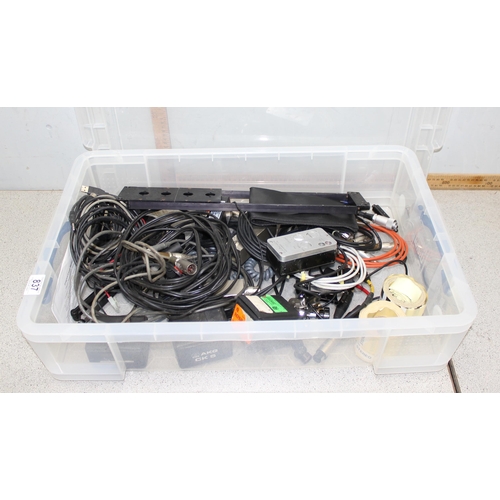 837 - Qty of audio equipment to include cables, brackets, microphone heads and Sennheiser battery pack No.... 