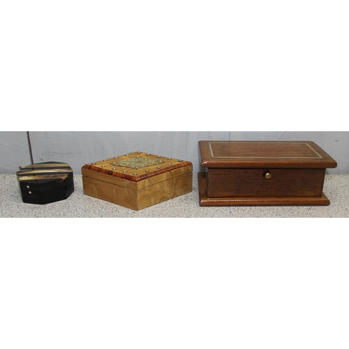 275 - 3 superb quality small boxes to inc a mahogany and brass stamp box by J.M. Paillard of Paris, a diam... 