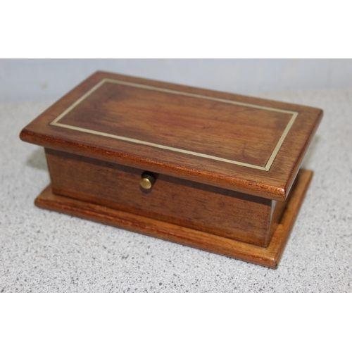 275 - 3 superb quality small boxes to inc a mahogany and brass stamp box by J.M. Paillard of Paris, a diam... 