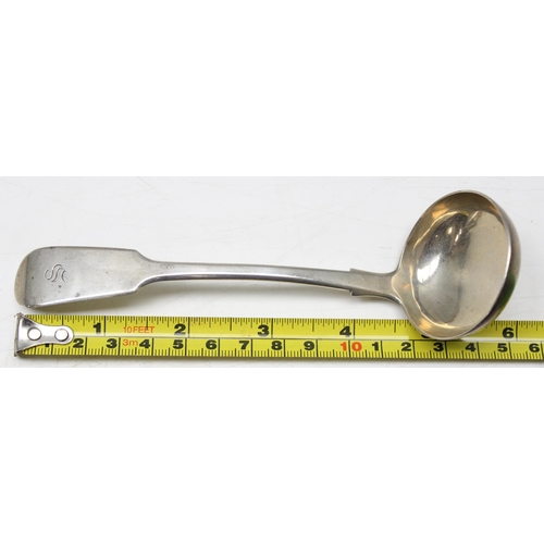 1019 - A 19th century Scottish silver toddy ladle, Edinburgh 1840 by James McKay, approx 36.76g gross