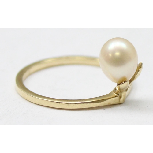 1122 - A retro 14ct gold and pearl set ring, marked 14k and XRF confirmed, approx size O, approx 1.85g gros... 