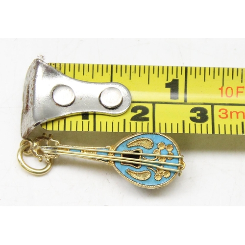 1162 - An 18ct gold and enamel pendant formed as a mandolin, approx 2.72g gross