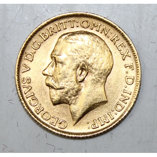 1207 - George V 1912 22ct gold full sovereign coin, London mint, high grade