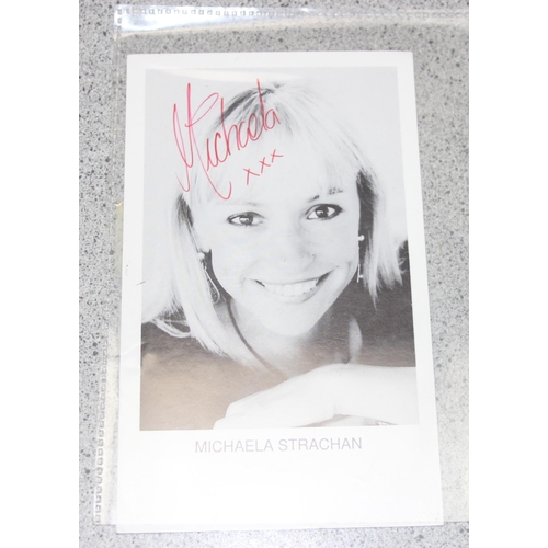 599 - Qty of autographed postcards and other autographs to include some EastEnders cast, Lionel Blair and ... 