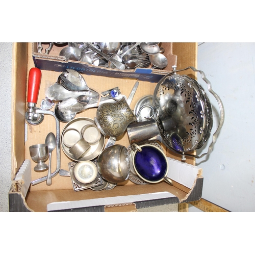 1056 - Box of silver plate and other mixed metalware to include cutlery