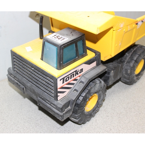 1541 - Vintage Tonka toy dump truck