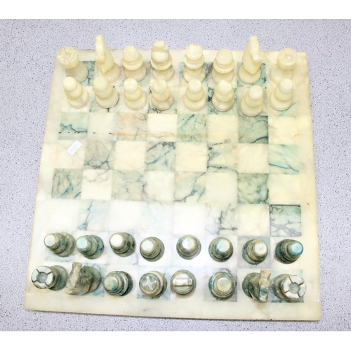 1536 - Vintage marble chess set and board