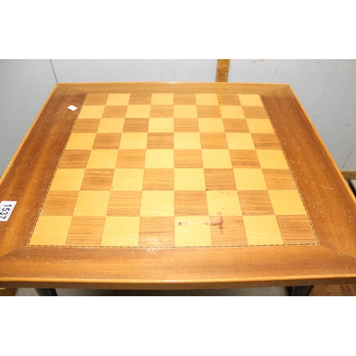 1537 - Vintage chess table, shove ha'penny board and a boxed wooden chess set