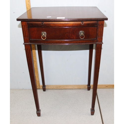 134 - Georgian style mahogany side table with single draw and sliding extra leaf, approx 45cm wide