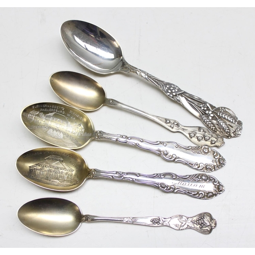 1044 - 10 assorted late 19th and early 20th century American sterling silver decorative spoons, approx 139.... 