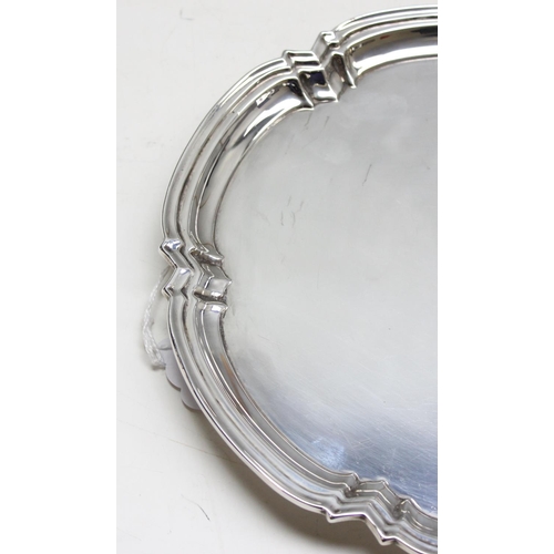 1045 - A solid silver card tray, Sheffield 1993 by Asprey & Co, approx 346.4g gross weight