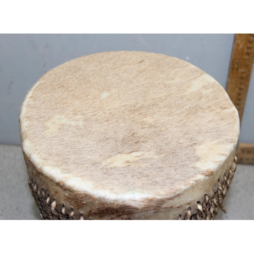 658 - A vintage animal skin drum