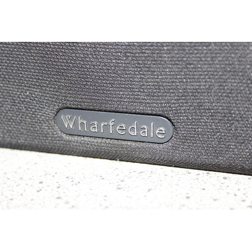 878 - Pair of Wharfedale Diamond III speakers and speaker cable