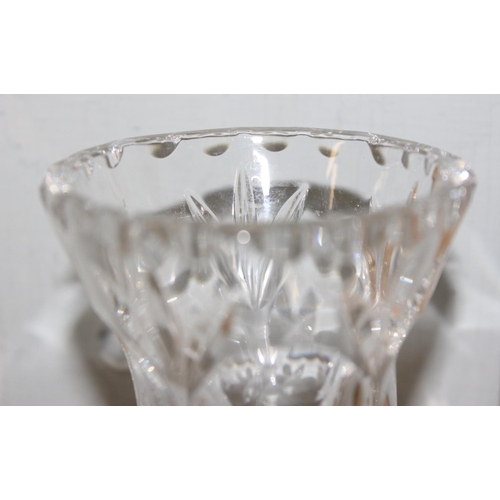 1071 - Crystal vase with silver base, Birmingham 1988, approx 24cm tall