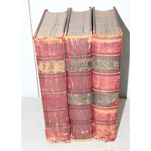 580D - Collection of antique and later books some leather bound to include a 19th century edition of' Louis... 