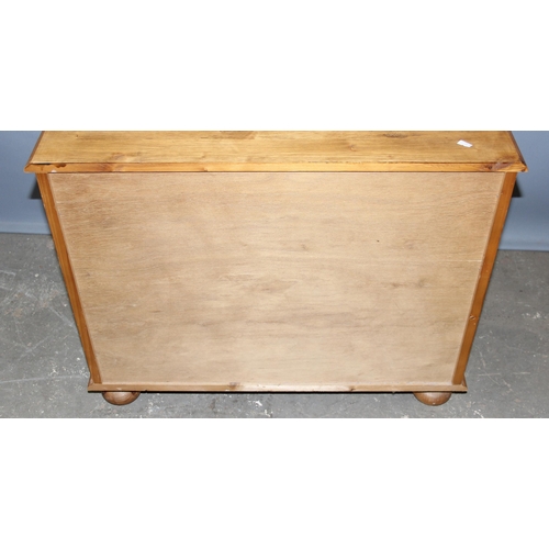 65 - A modern pine 2 over 2 chest of drawers, approx 74cm wide