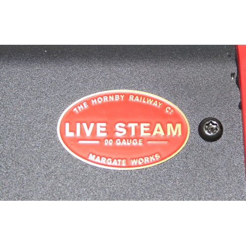 1500 - A Hornby 00 gauge Flying Scotsman live steam 00 gauge box set, in the original all-card box with pap... 