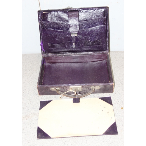 278 - Ladies purple Moroccan leather writing case with waterfall interior and working key