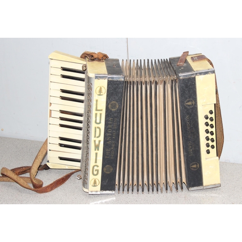 652 - Vintage handmade Ludwig accordion, 
'The Antoria' by Ajax Reeds.