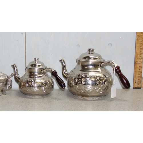 1027 - Qty of silver plated items to inc some believed to be Russian, teapot and coffee pot etc