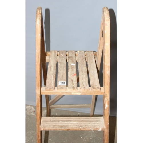 140 - Vintage wooden 4 step stepladder