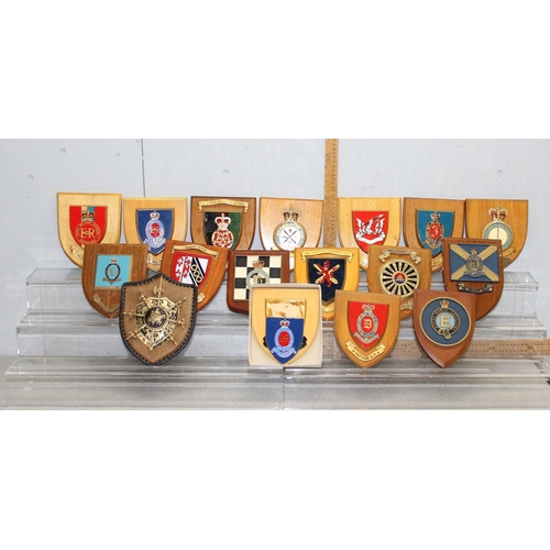 1410 - 17 mounted military plaques to include Royal Horse Artillery & Royal Military Academy, Sandhurst