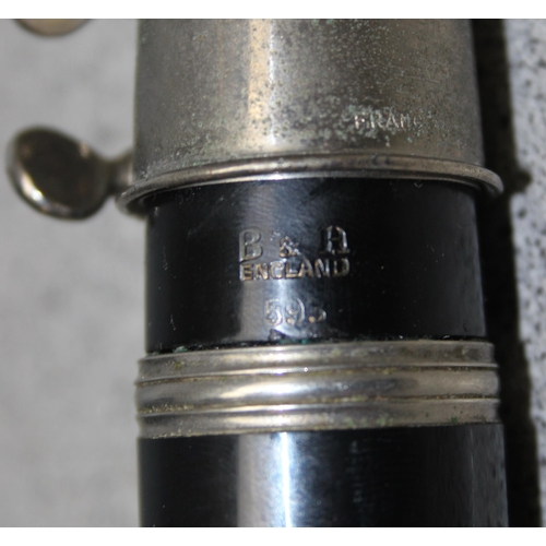 657 - Vintage Rudall Carte clarinet with silver plated fittings in hard sided fitted velvet lined cased – ... 