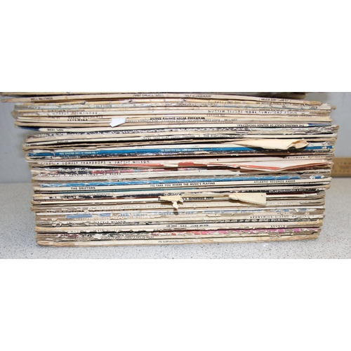 671 - Qty of vinyl LP records to include Gladys Knight and Elvis Presley amongst others