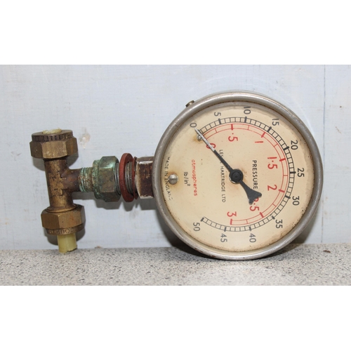 856 - Collection of five metal cased vintage calibrated pressure gauges – some industrial and a truck rela... 