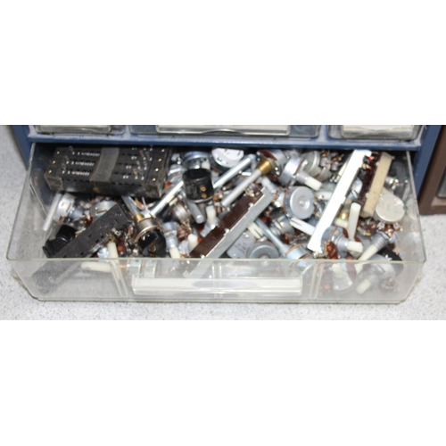 860 - 3 graduated multi drawers with contents mainly electrical related