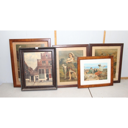 443 - 5 Antique and later prints to include a Medici print of 'The Little Street' by Johannes Vermeer