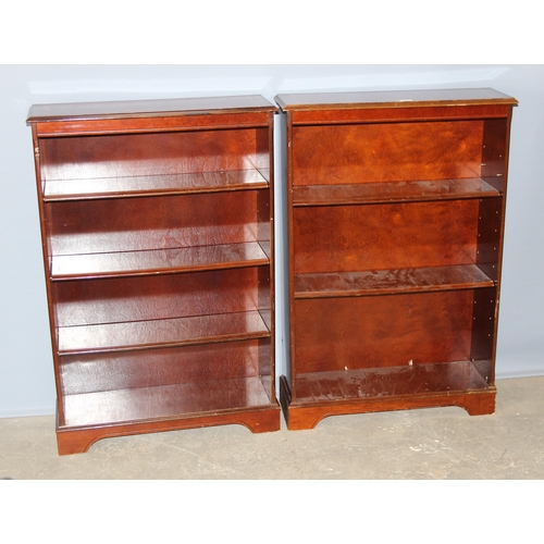 143 - Pair of mahogany bookcases with adjustable shelves, each one measuring approx. 112cm high x 75cm wid... 