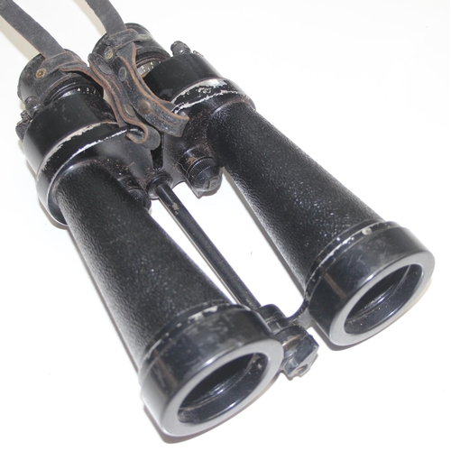 1416 - A pair of Barr & Stroud 7 x CF41 military binoculars in case, the binoculars dated 1948