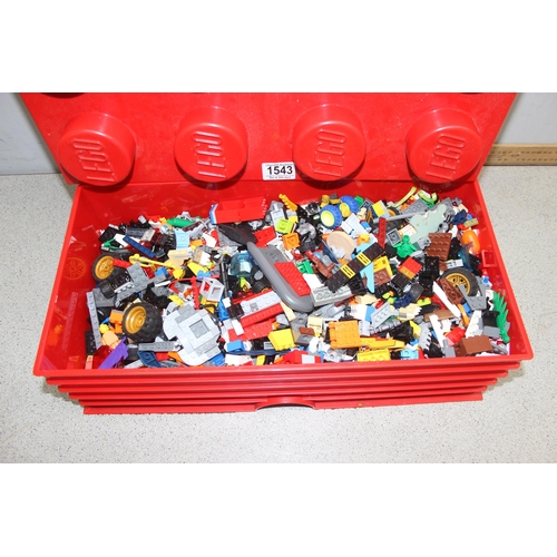 1543 - Lego brick storage container full of Lego to include vehicle parts and people approx 4.7kg gross