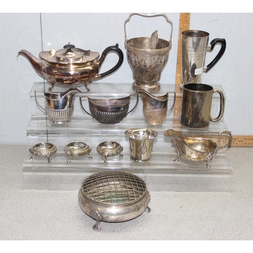 1044 - A large qty of assorted silver plated items, mainly antique pieces, approx 4.1kg gross