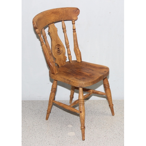 1538 - A pair of miniature antique style kitchen chairs, approx 30cm tall