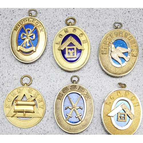 1418 - 8 assorted gilt metal and enamel masonic jewels, various lodges